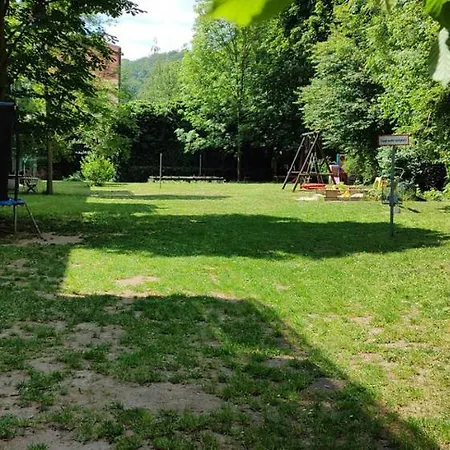 Zu Den Blauen Schwertern Apartman *